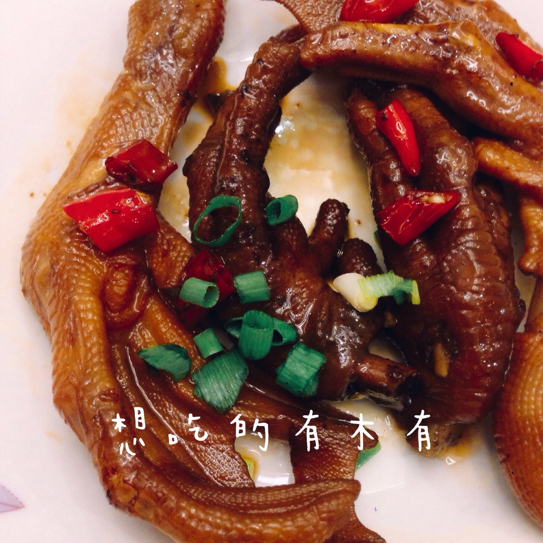 滷鴨掌—下酒必備
