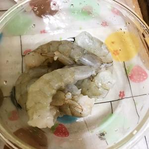 香菇虾饺—宝宝辅食的做法 步骤1