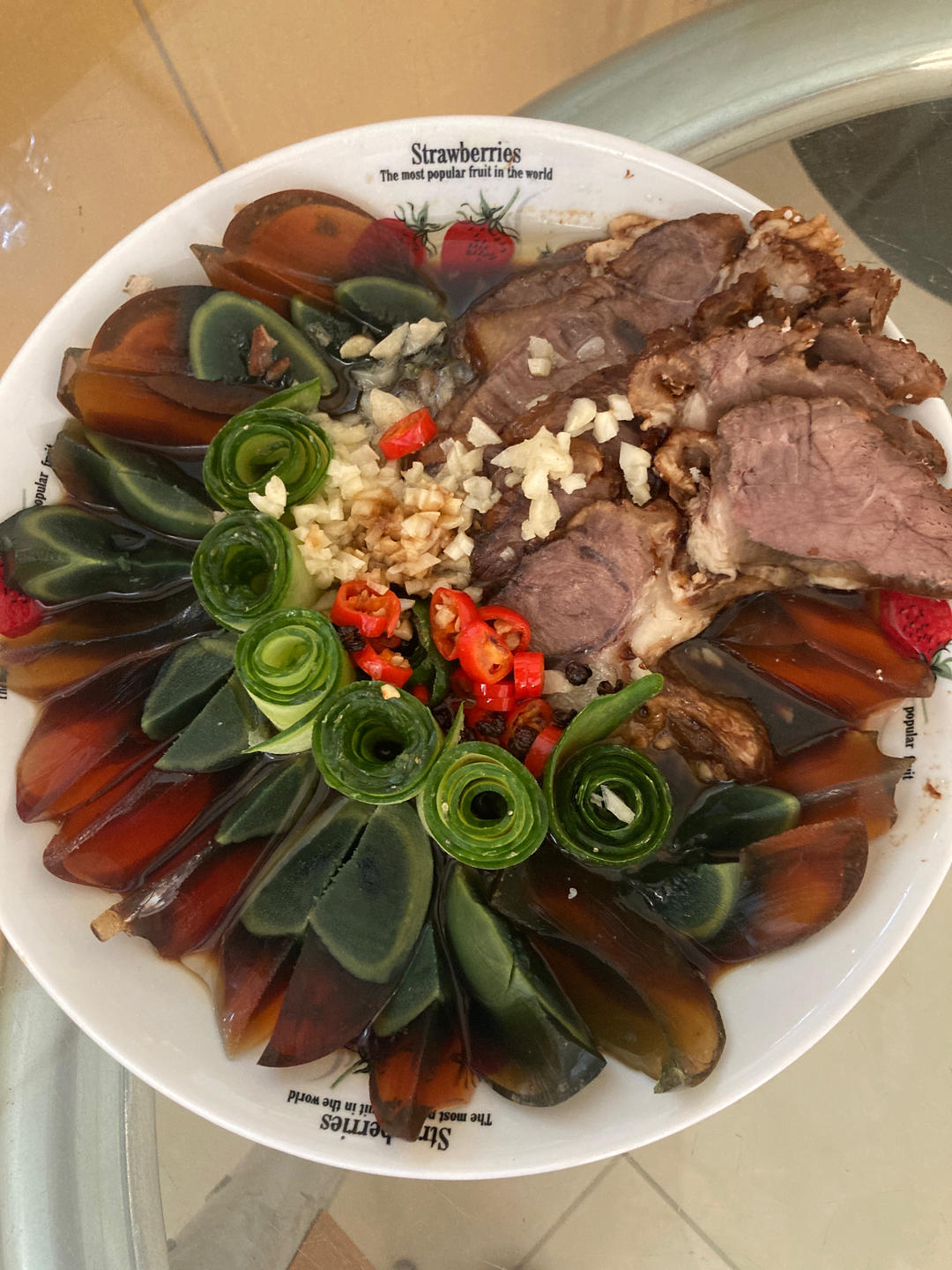 三分钟快手开运年菜黄瓜拌皮蛋