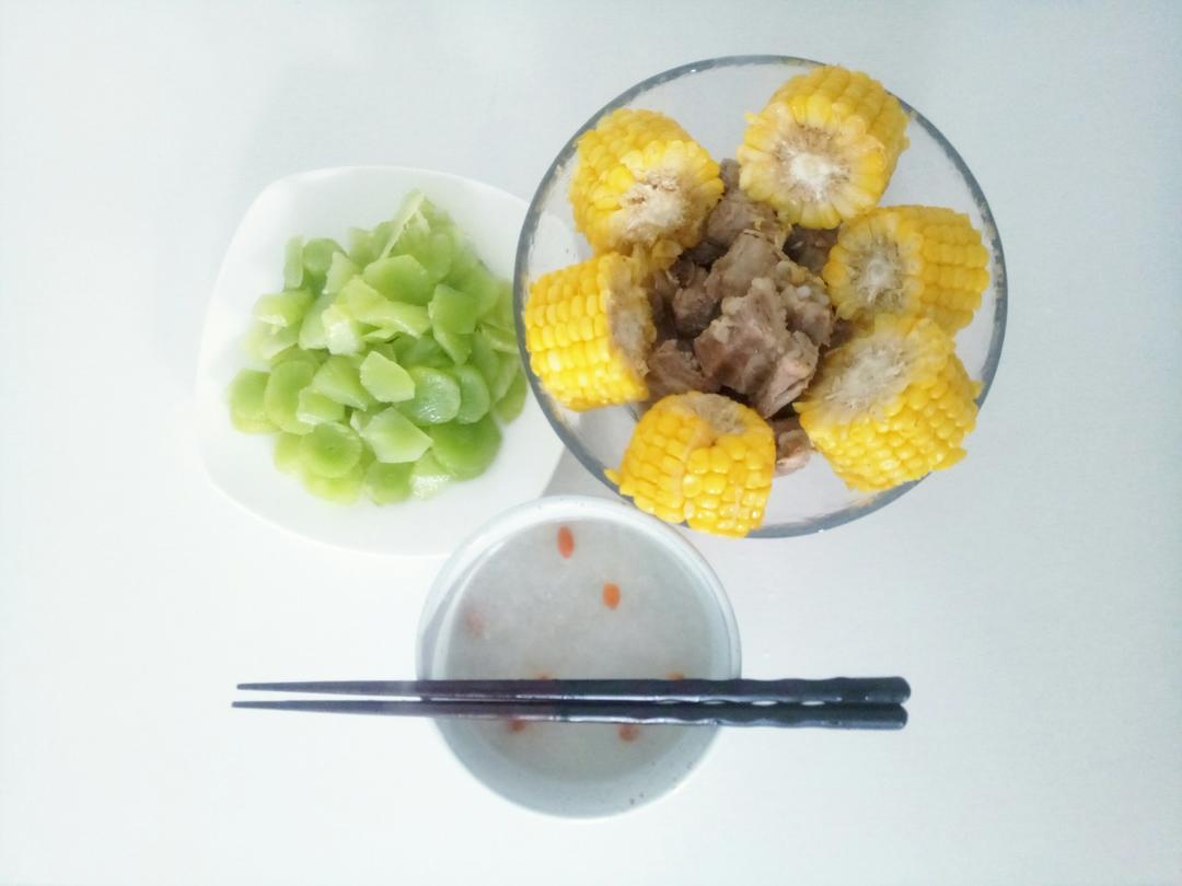 玉米蒸排骨