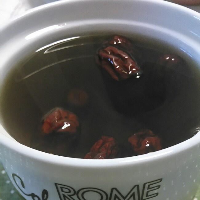 姜丝红枣茶的做法 步骤1