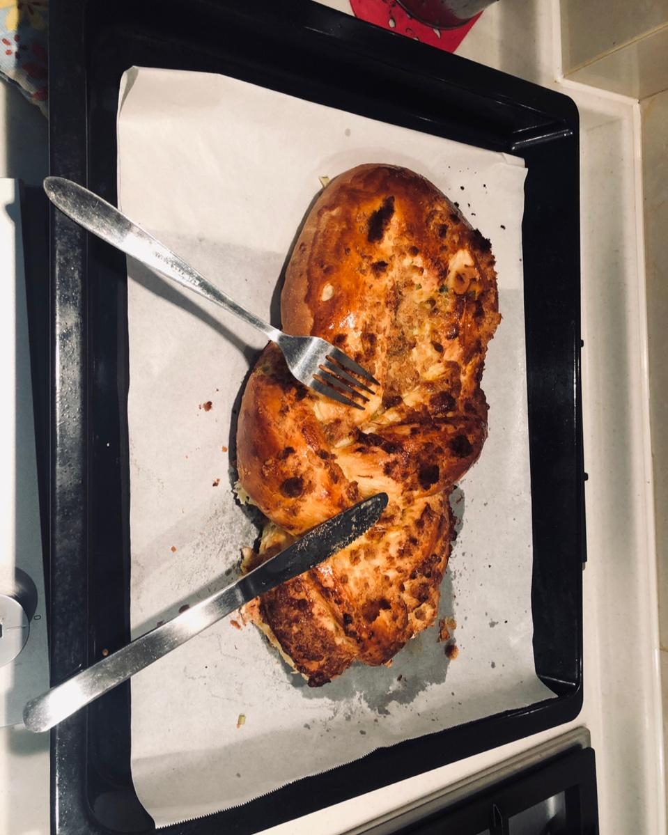 小美版香葱肉松手撕吐司