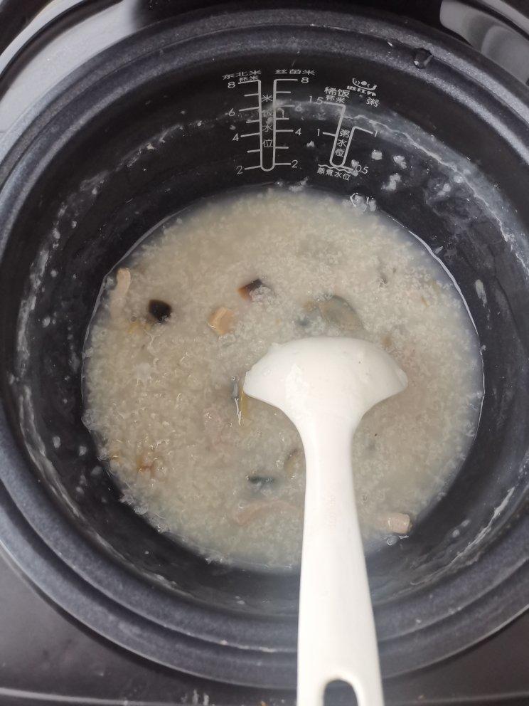 十五分钟快手之香滑皮蛋瘦肉粥(附五分钟电饭煲电压力锅更快捷方法)