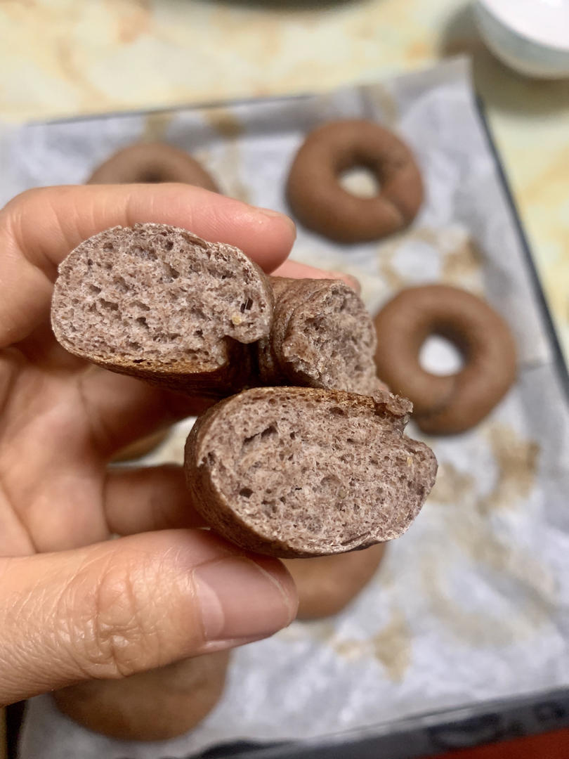 黑麦奇亚籽贝果