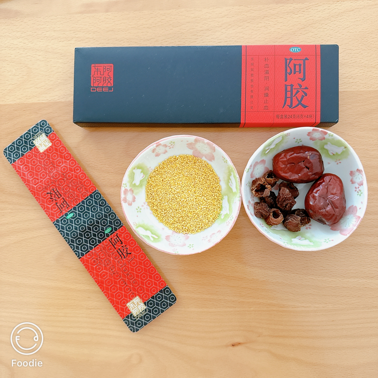 阿胶小米红枣粥的做法