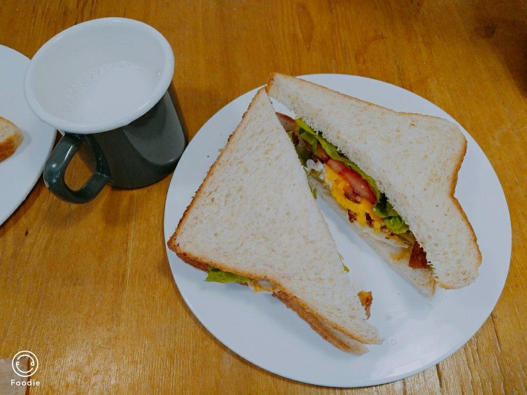照烧鸡腿三明治
