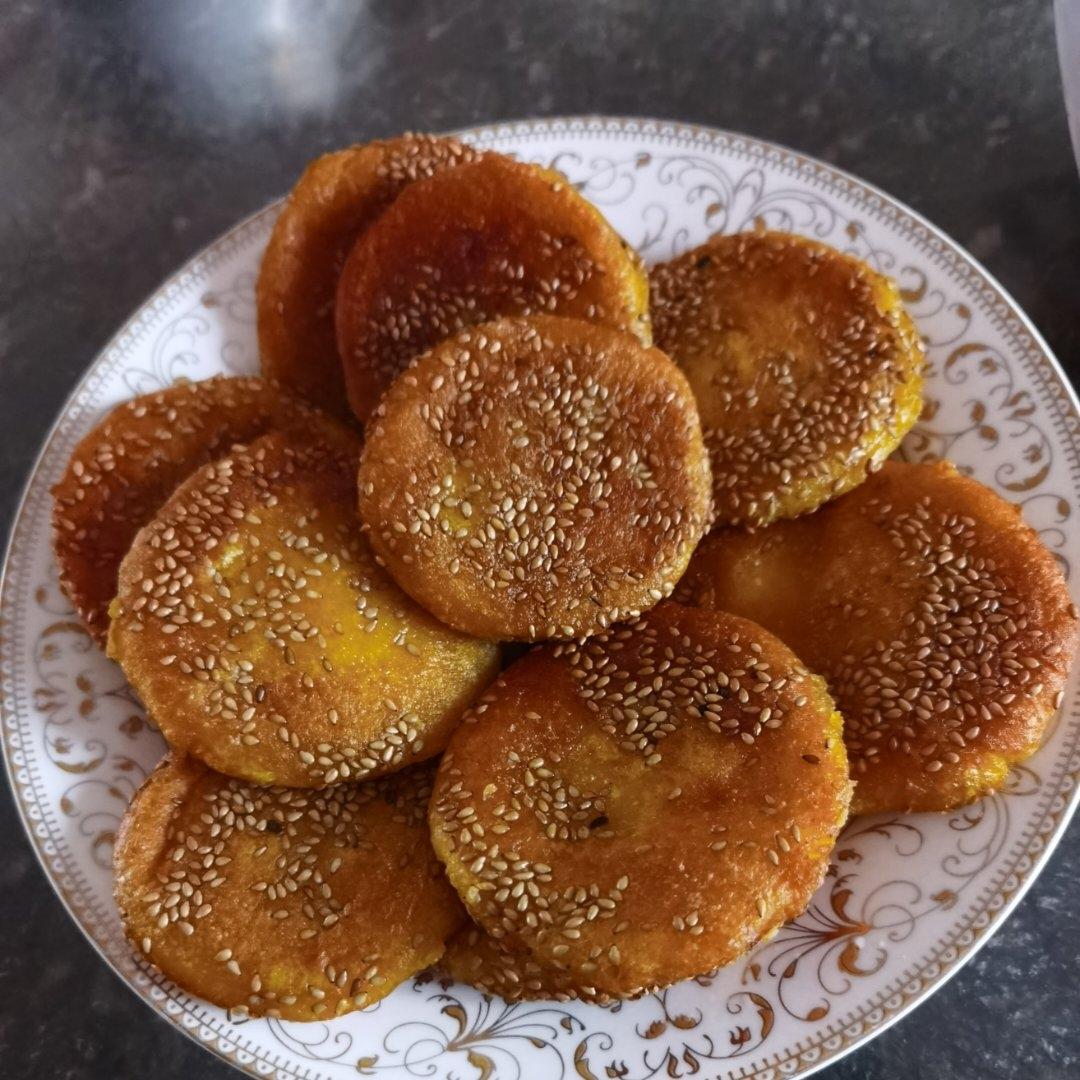 平底锅就能做!香甜软糯的南瓜饼