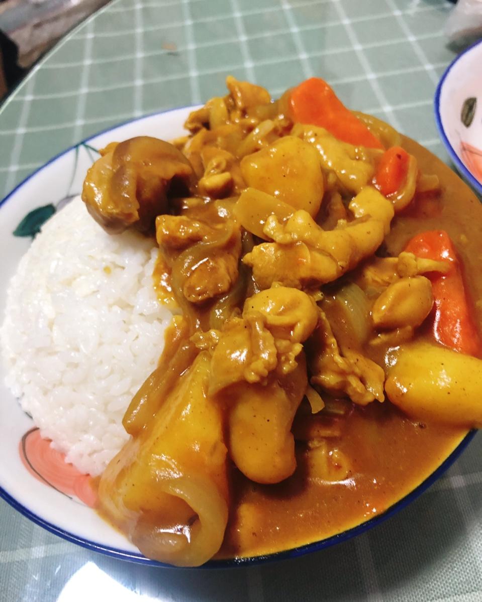 菌菇鸡腿咖喱饭