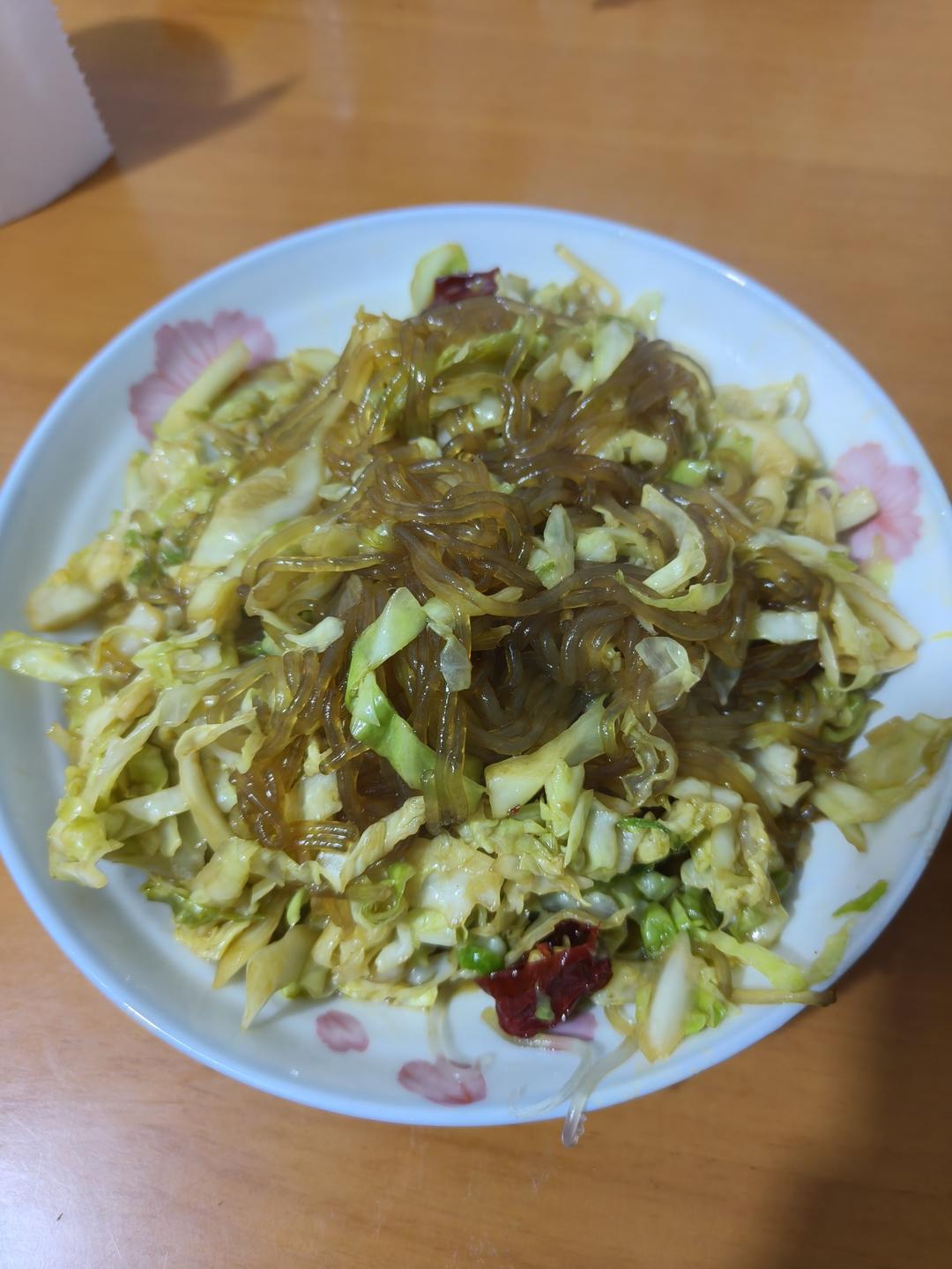 圆白菜炒粉条