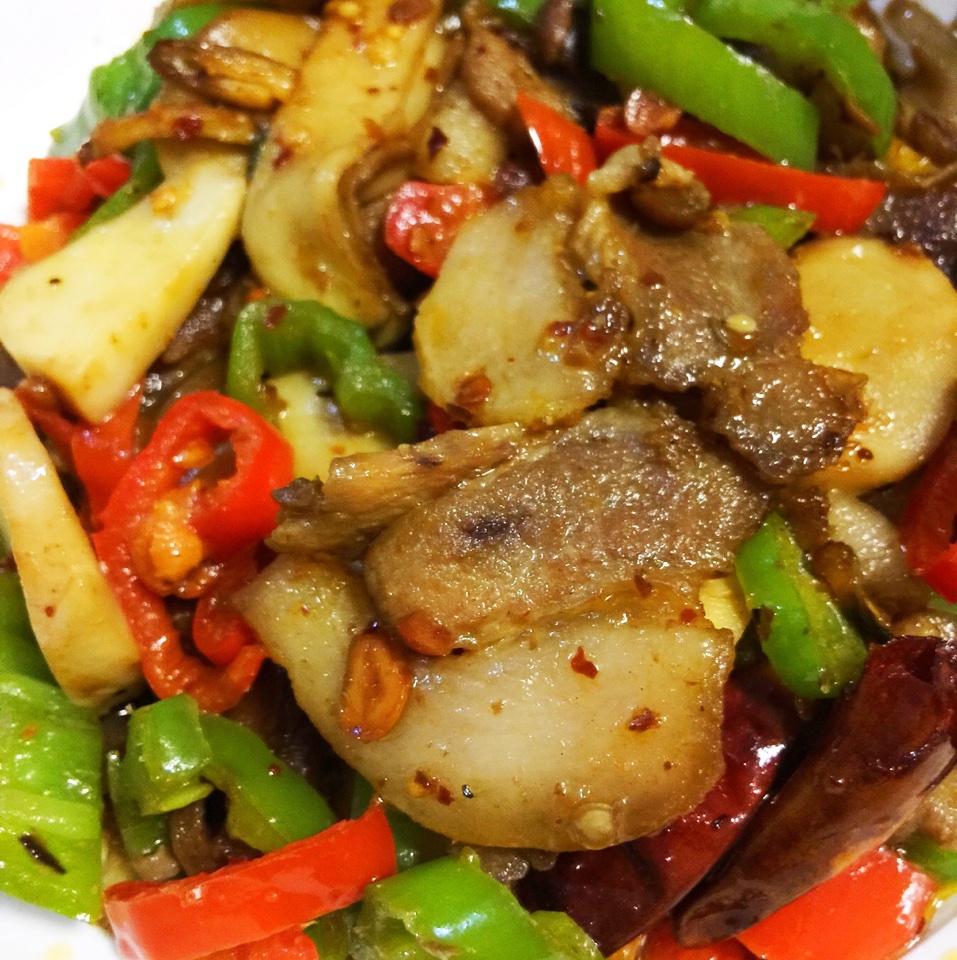 五花肉爆炒杏鲍菇