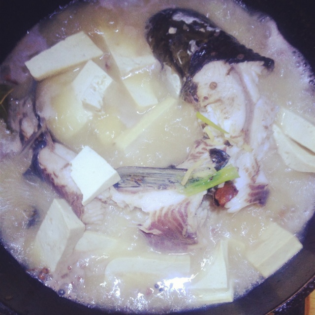 滋补炖鱼