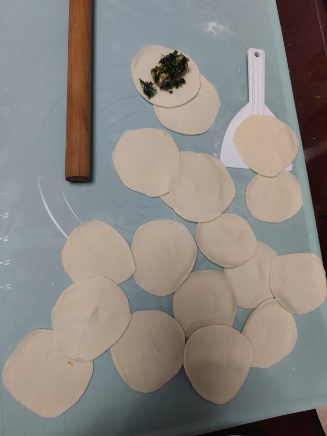 手工揉面三分钟，又韧又薄又好包的饺子皮