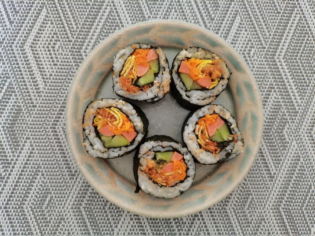 高颜值的紫菜包饭
