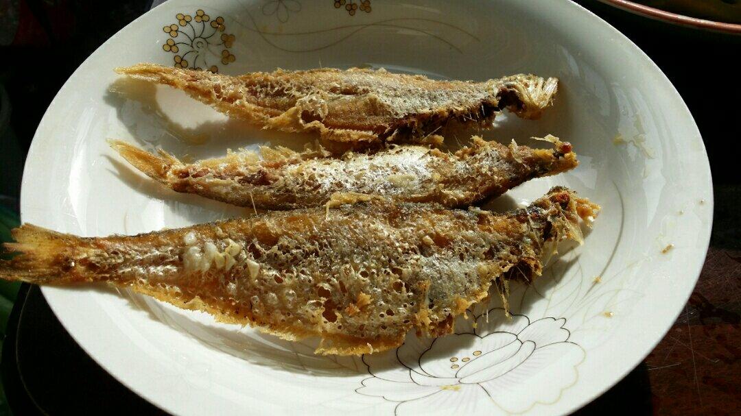 家有挑食小妞做的香煎塔嘛鱼