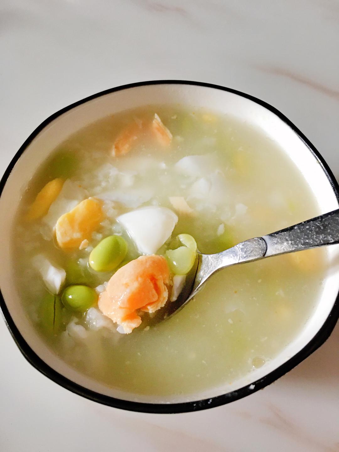 至简之咸蛋青豆粥