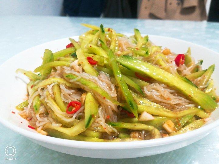 连吃3天不过瘾的凉拌酸辣粉丝