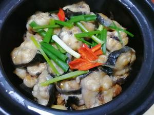 砂锅焗鳗鱼的做法 步骤6