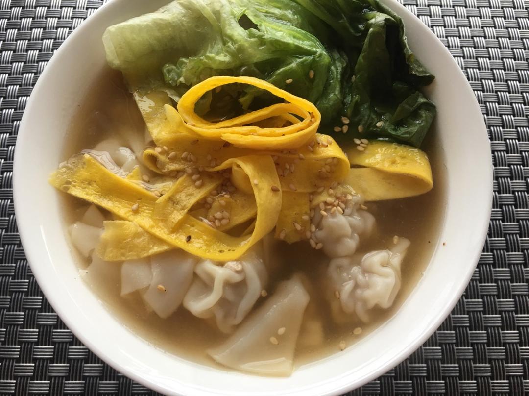 吃馄饨也要好汤之————紫菜蛋皮汤