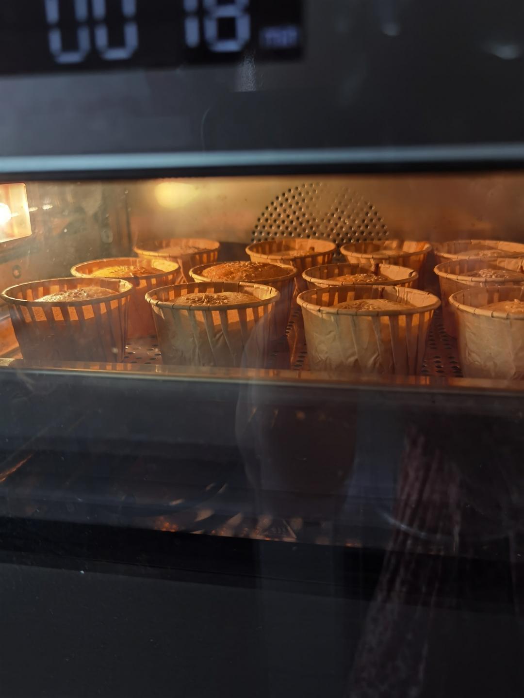 无水蜂蜜蛋糕【老式蛋糕房飘香的秘密】