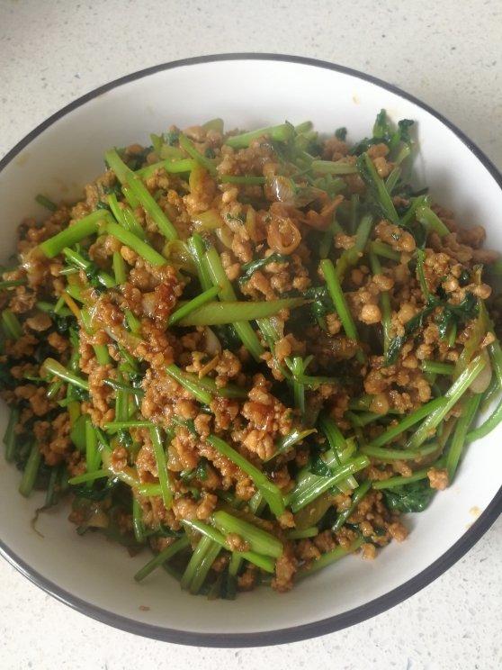 香菜牛肉