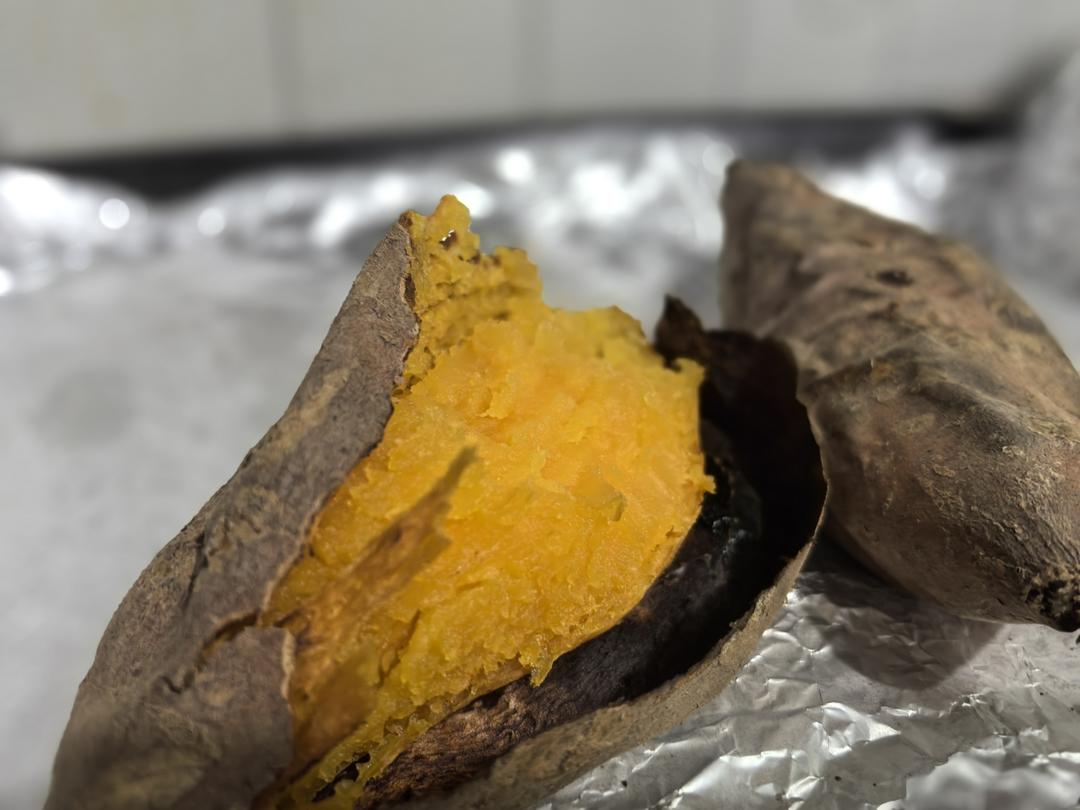 【糯唧唧的烤红薯】糖油四溢皮肉分离外糯里嫩吸溜着吃！
