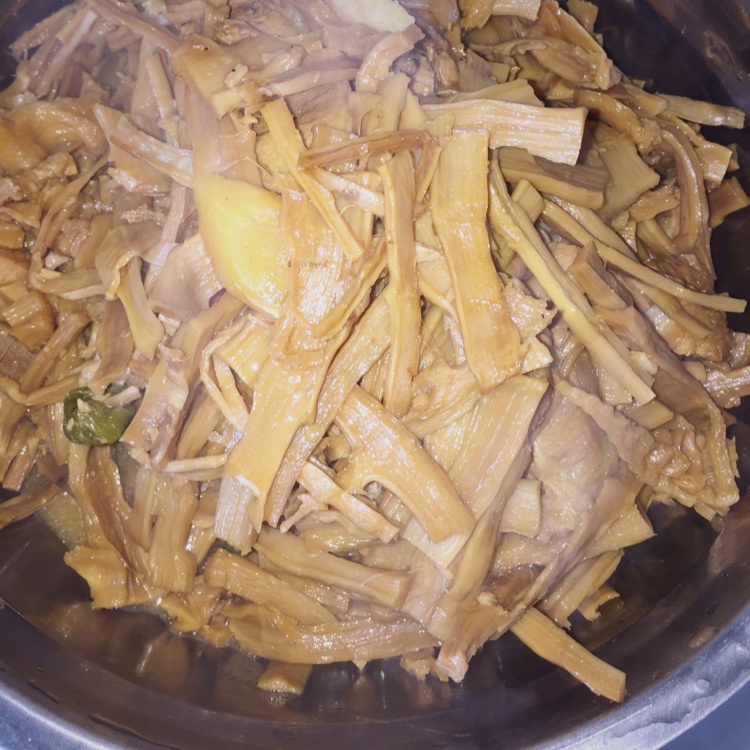 竹笋烧排骨
