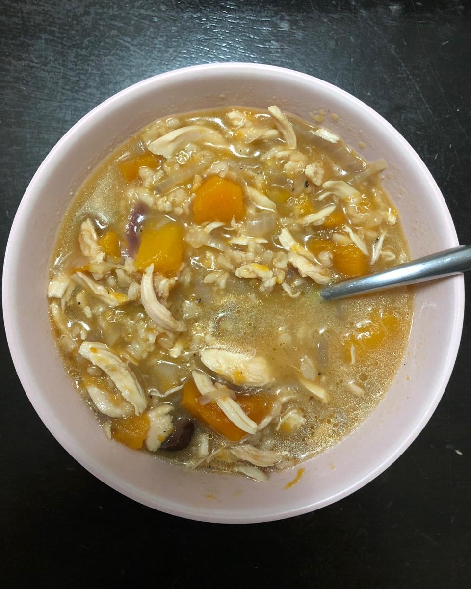 南瓜栗子鸡汤丨健康·三餐