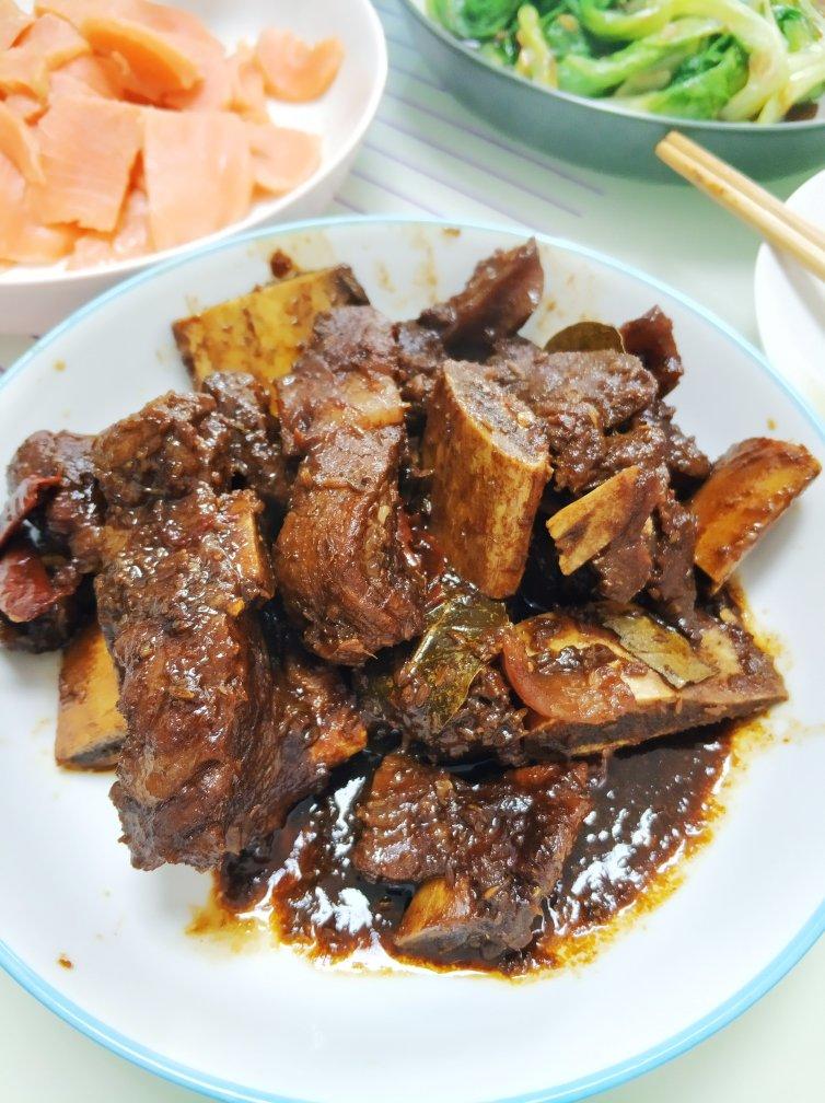 干锅孜然牛排骨