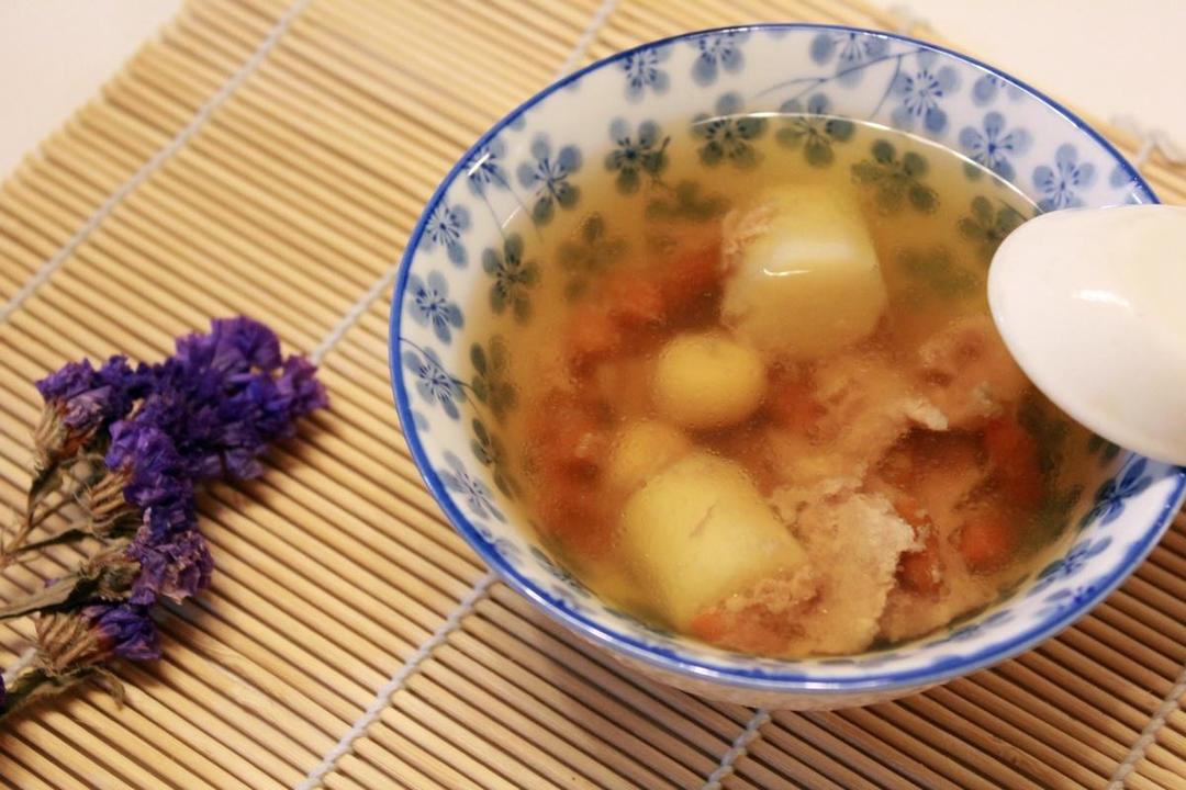 枸杞山药炖瘦肉