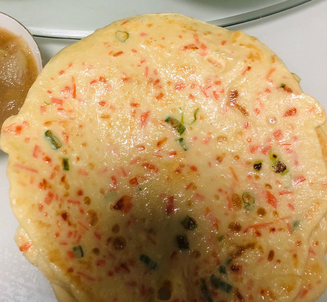 火腿肠葱花鸡蛋饼