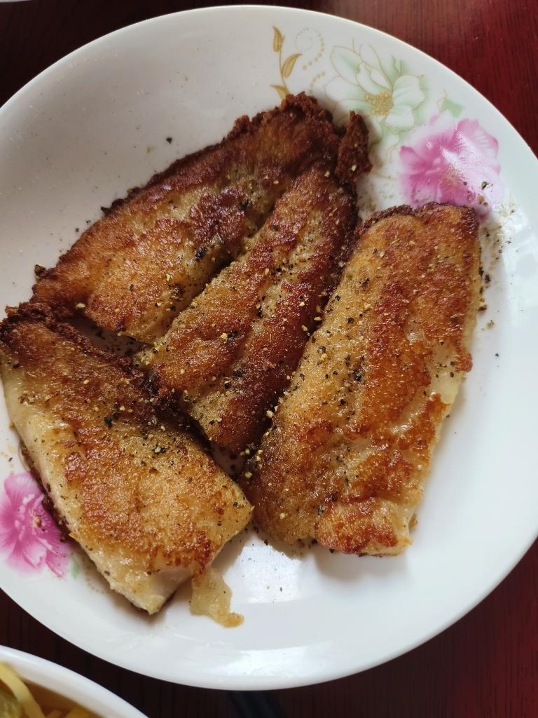香煎巴沙鱼（龙利鱼）