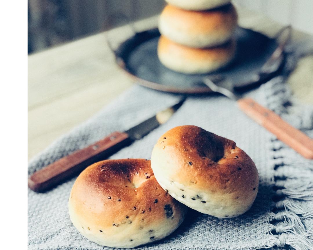 全麦黑芝麻贝果🥯的做法