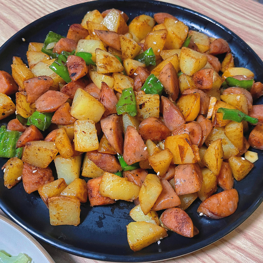 烧烤风味的土豆小香肠