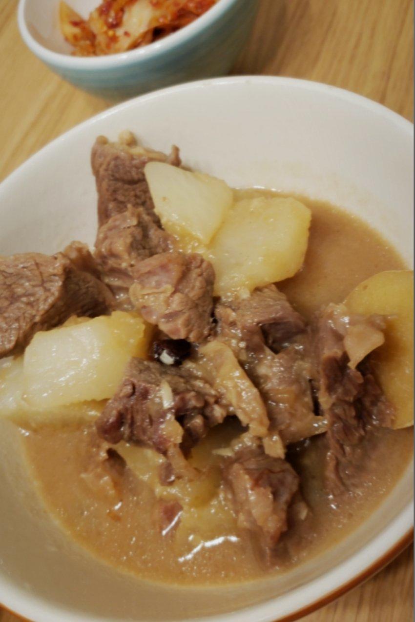 萝卜烧牛腩
