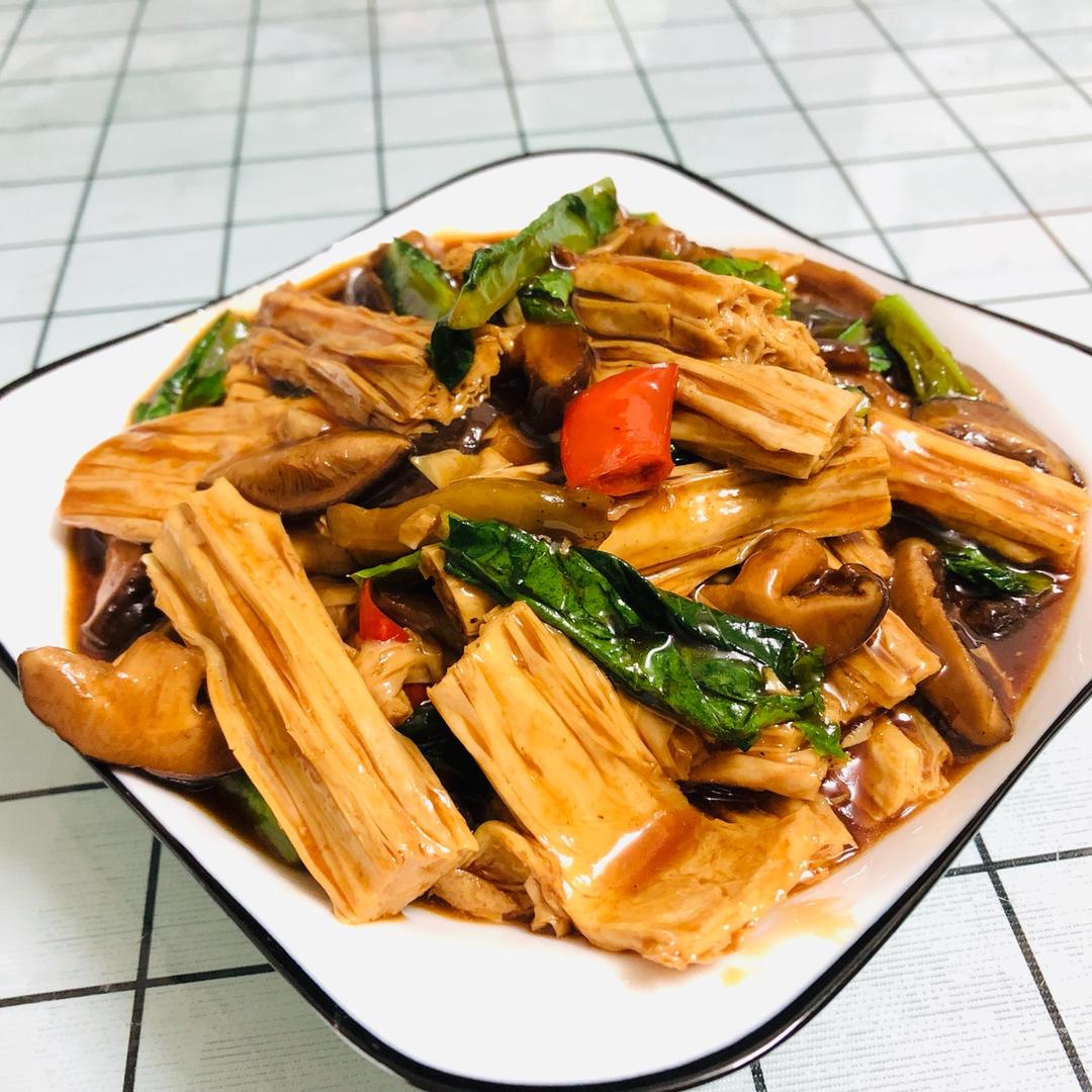 腐竹烧香菇