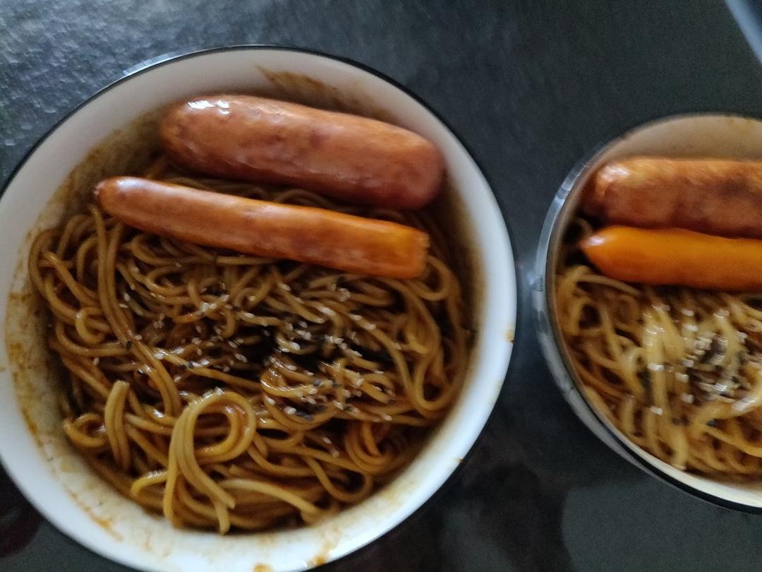 10分钟搞定的一碗葱油拌面