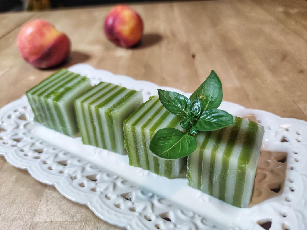 斑斓椰汁千层糕的做法