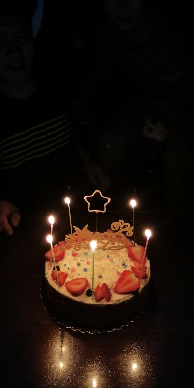 可可草莓裸蛋糕