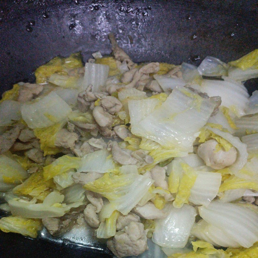 求你们都去做这个不加一滴水的娃娃菜焖鸡腿肉！！