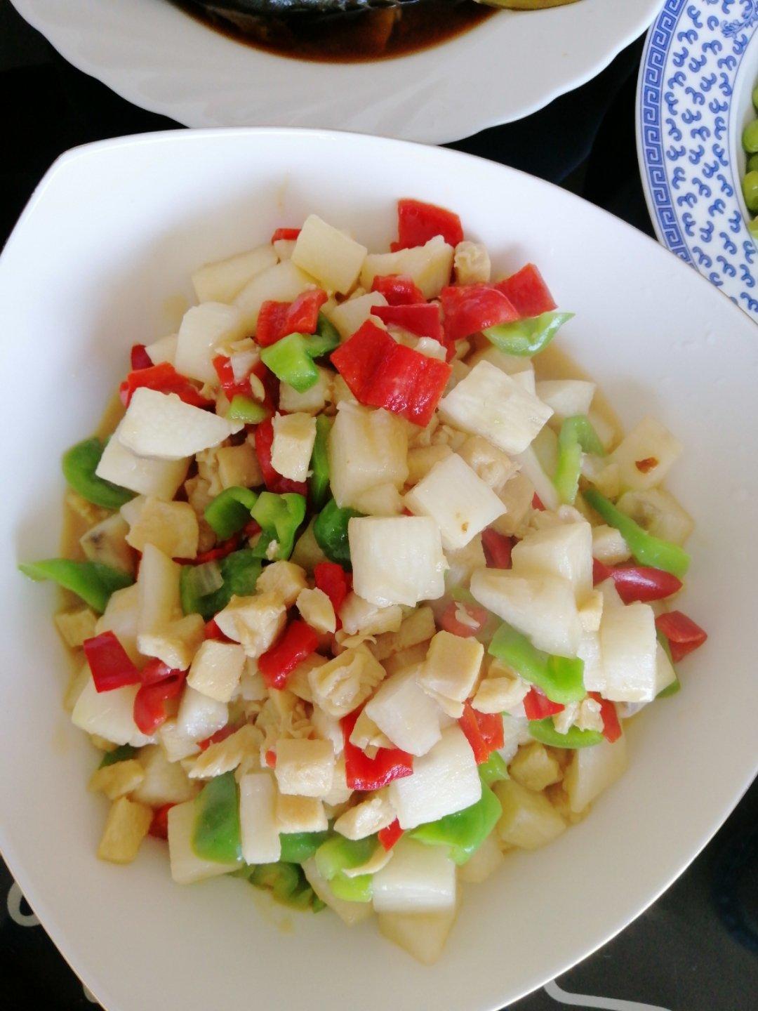 青椒辣子鸡丁
