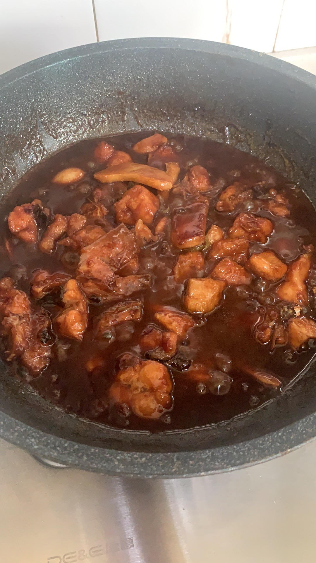 本帮烧法：红烧鮰鱼（江团）超下饭：一块鱼让你吃下一碗饭的美味