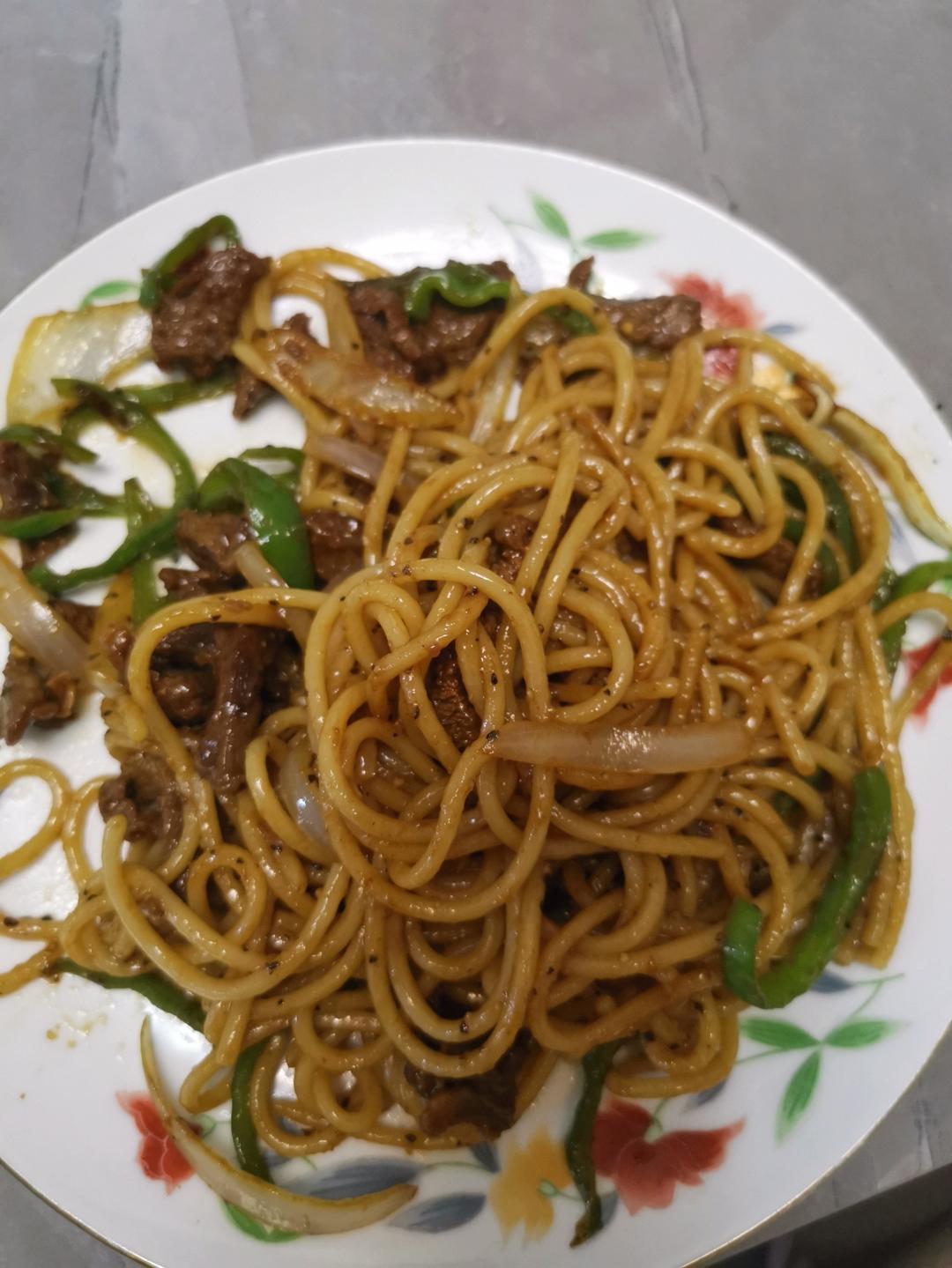 比餐厅好吃的黑椒牛柳意面🍝零失败简单教程