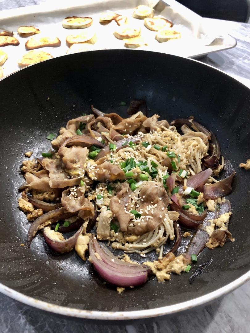【搬运】抱蛋肥牛饭（原Po知乎：添饭小哥哥）