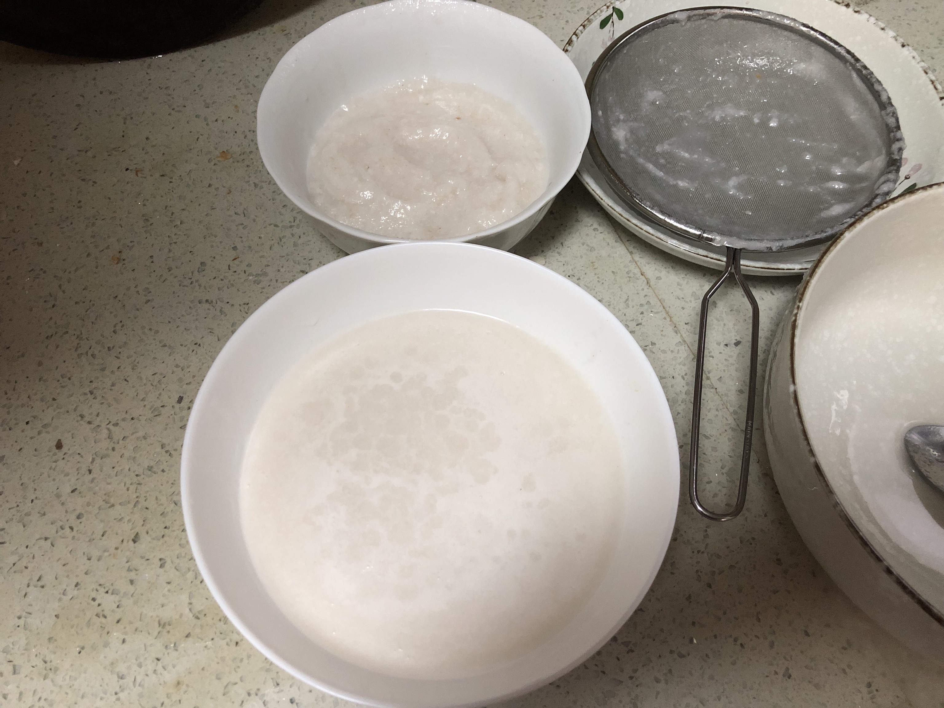 天然椰浆椰奶冻小方的做法 步骤2