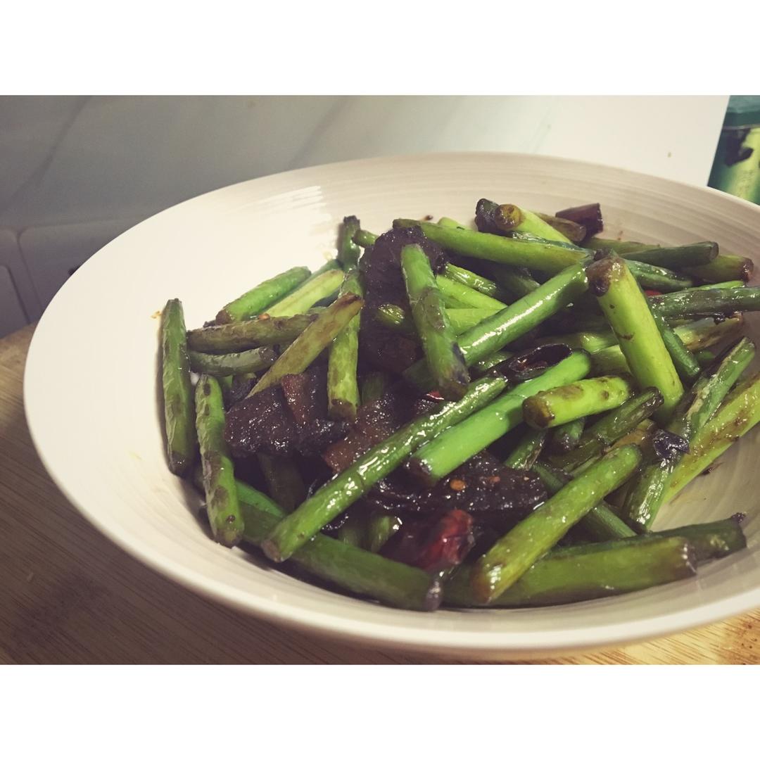 蒜苔炒腊肉
