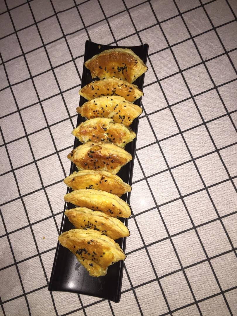 又香又酥脆的香蕉酥