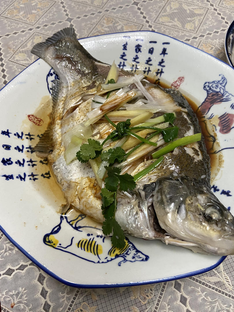清蒸武昌鱼