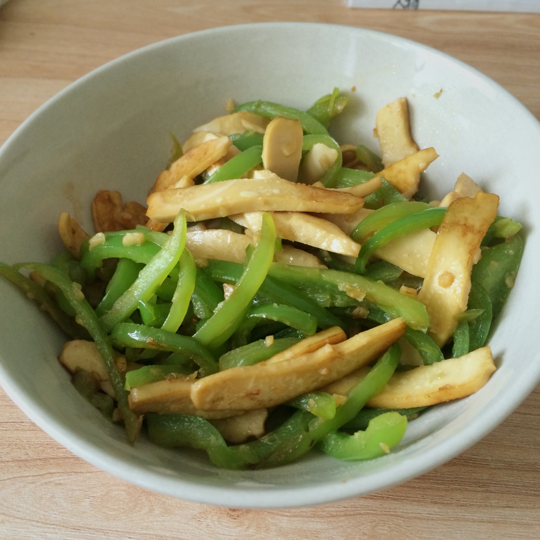 青椒炒豆腐干