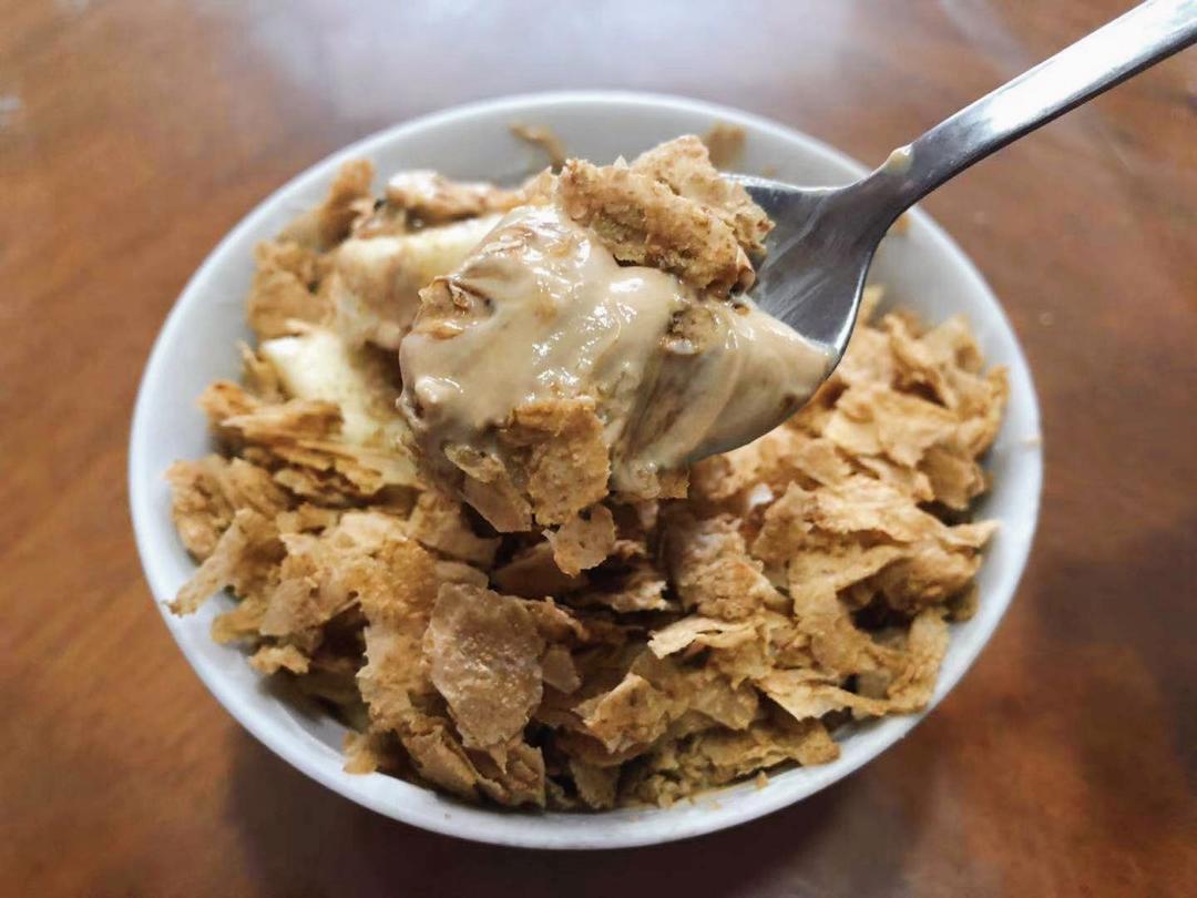 香蕉咖啡燕麦碗