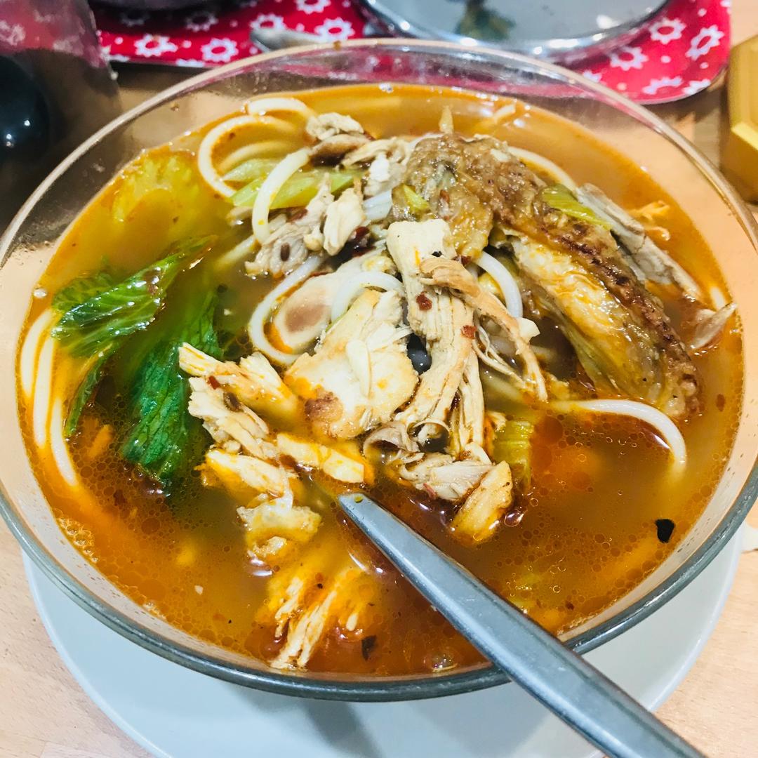 快手酸辣粉丝(米线)